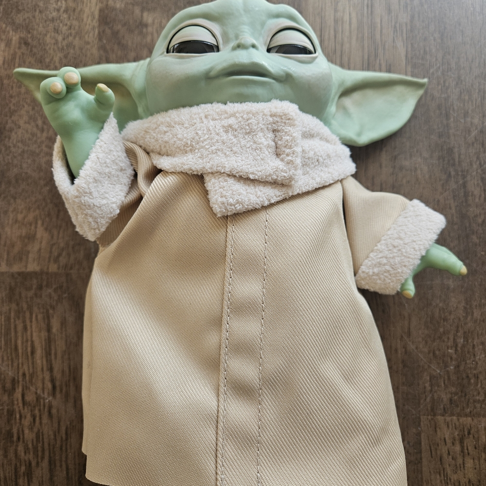 Disney The Child Plush Doll in Light Green and Cream